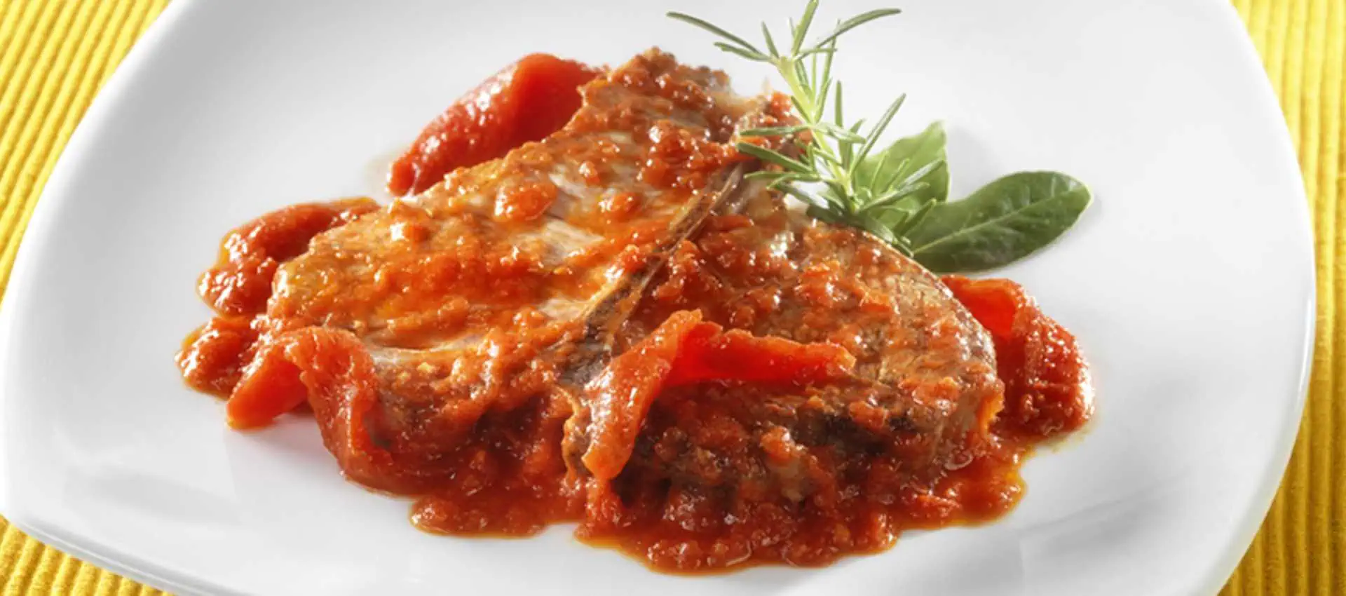 Farmer style pork chop in tomato sauce